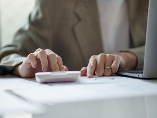 Firma wystawiła fikcyjne faktury VAT na ponad 18 mln zł