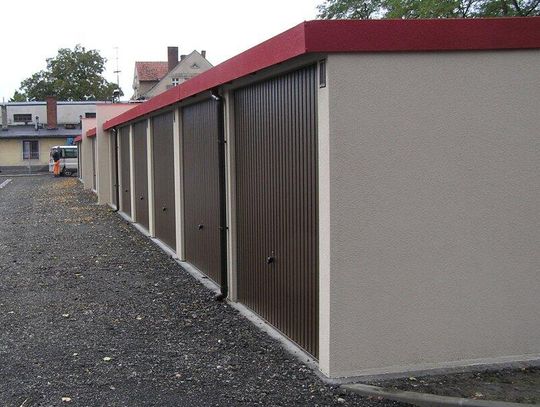 Garaż jak z katalogu – czy prefabrykowane rozwiązania to przyszłość budownictwa jednorodzinnego?