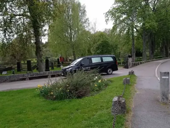 Gdy zgon następuje poza Polską. Co powinni wiedzieć mieszkańcy Oławy?