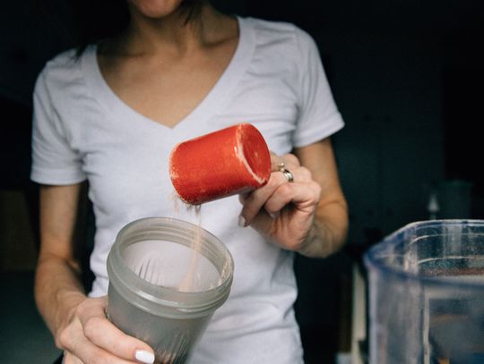 Hydrolizat, koncentrat czy izolat białka serwatkowego? Poznaj różnice!