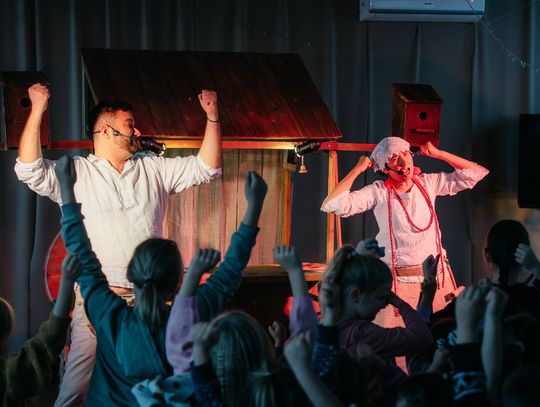 "Igraszki z dropsem", czyli kolejny spektakl w ramach "Iskry teatru" "Igraszki z dropsem", czyli kolejny spektakl w ramach "Iskry teatru"