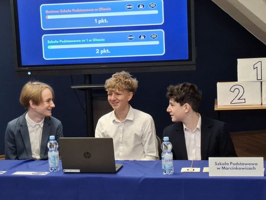 Drużyna Szkoły Podstawowej w Marcinkowicach w składzie - Paweł Pyzio, Michał Szafraniec, Kajetan Lech