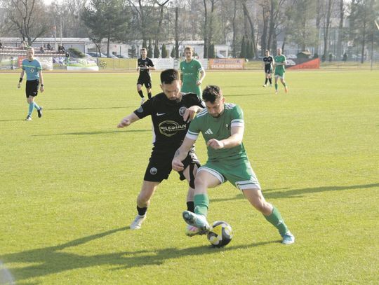IV liga. Pokazali charakter, ale dopiero po przerwie IV liga. Pokazali charakter, ale dopiero po przerwie