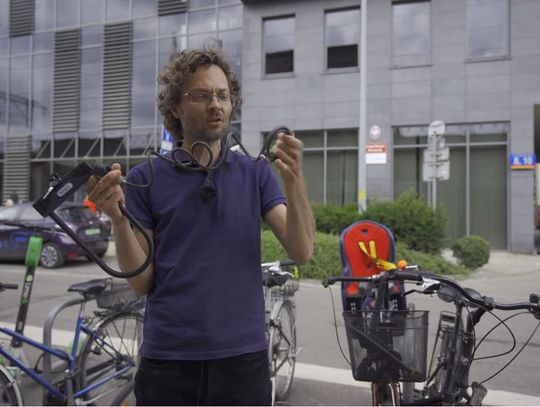 Jak prawidłowo i czym przypiąć rower, aby nie ukradli? VIDEO