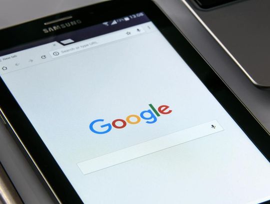 Jak wybić się w Mapach Google i przyciągnąć klientów z okolicy?