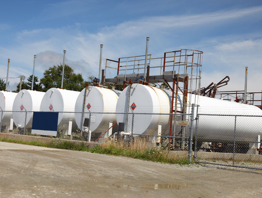 Jak zadbać o ochronę antykorozyjną zbiorników ze stali?