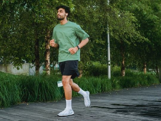 Jakie są modne spodenki streetwear?