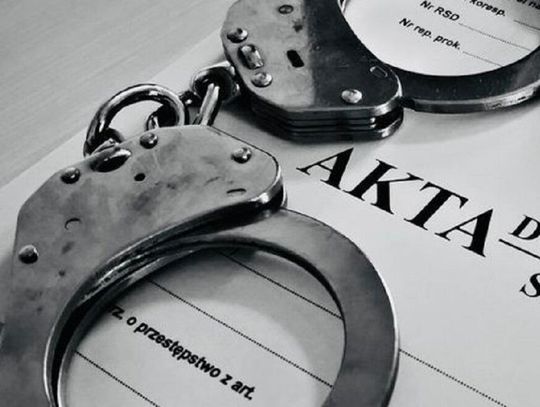 Jechał bez uprawnień. To jednak nie był koniec jego problemów Policja Oława