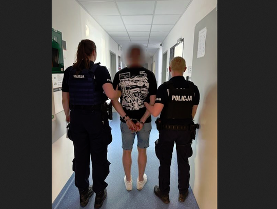 Jelcz-Laskowice. 47-latek groził i oddał strzały. Został zatrzymany