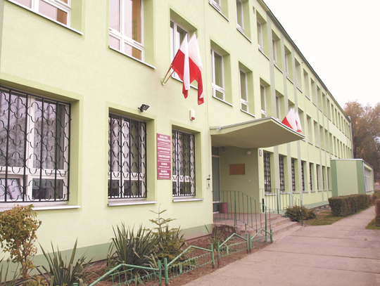 Jelcz-Laskowice. Będzie winda w szkole