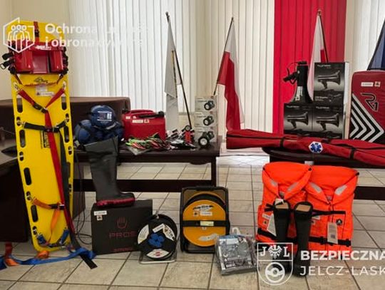 JELCZ-LASKOWICE Co za prawie milion złotych kupiono dla ochrony ludności i obrony cywilnej?