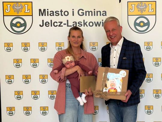 JELCZ-LASKOWICE To już 47. noworodek z wyprawką