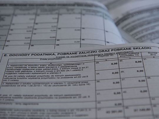 Kary za nierozliczony PIT wynoszą nawet 14 tys. zł. Jak ich uniknąć?