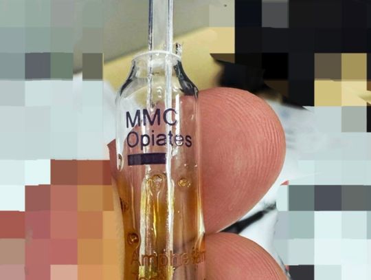 Kierowca mazdy nerowowo się zachowywał