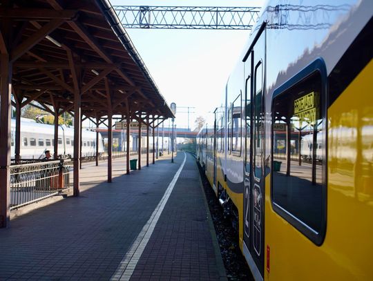 Koleje Dolnośląskie wjechały na trasę do Oławy