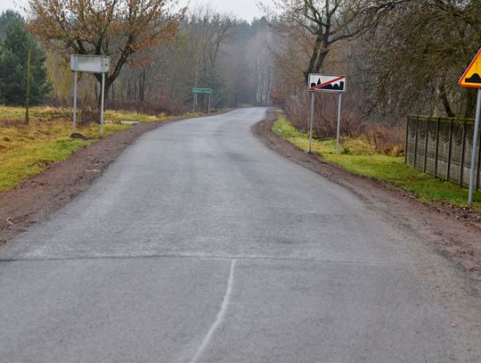 Kolejny odcinek drogi powiatowej po remoncie oddany do użytku
