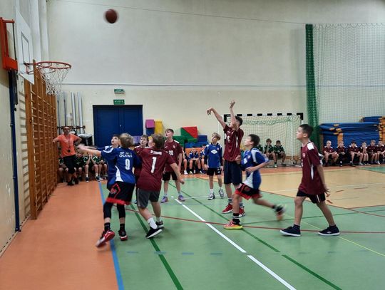 Kolejny turniej koszykówki organizowany przez Miejski SZS.