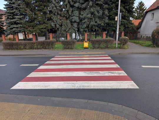 LIST: Wjechała na nie rowerem i odpyskowała, że przecież "pasy są czerwone"! LIST: Wjechała na nie rowerem i odpyskowała, że przecież "pasy są czerwone"!