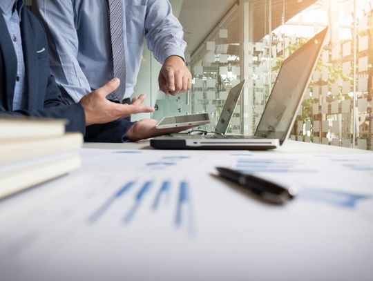 Mieszkasz w aglomeracji wrocławskiej i rozważasz założenie jednoosobowej firmy? Oto kilka cennych podpowiedzi!