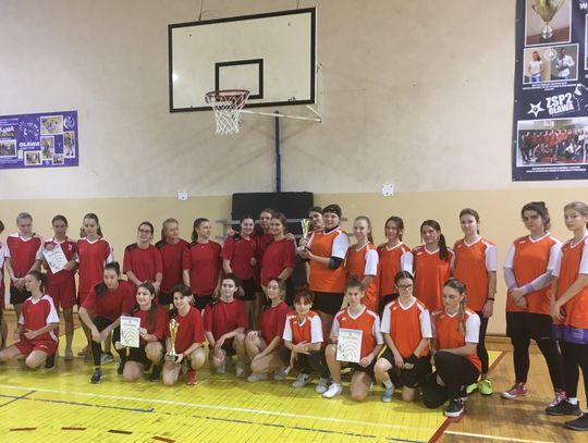 Mistrzostwa Powiatu Oławskiego w koszykówce dziewcząt szkół średnich