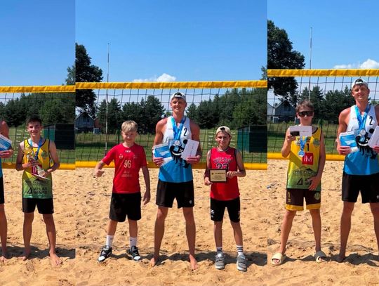 Młode Lwy z kolejnymi medalami. Udane mistrzostwa Dolnego Śląska w siatkówce plażowej