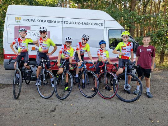 Młodzi kolarze SKS Moto Jelcz-Laskowice z kolejnymi sukcesami