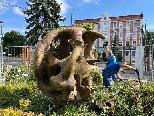 Mózg Naczelnika wreszcie idzie do naprawy