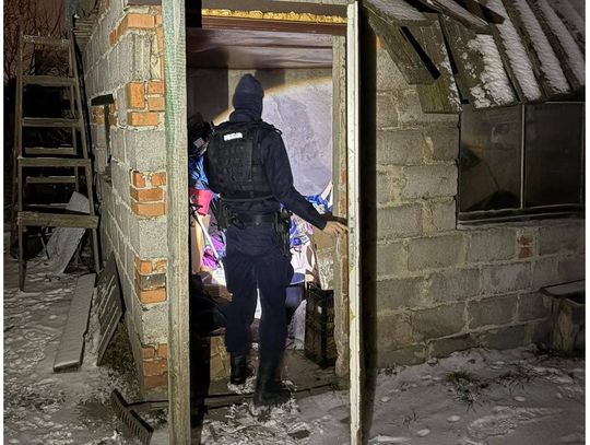Mroźne noce przed nami. Policja będzie sprawdzać pustostany Mroźne noce przed nami. Policja będzie sprawdzać pustostany