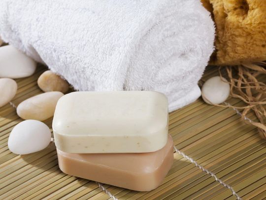 Mydło w kostce dla niemowląt – powrót do natury czy ryzyko wysuszenia skóry?