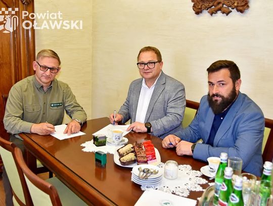 Nadleśnictwo Oława też się dorzuca do tej drogi