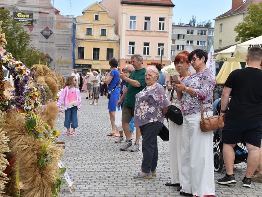 Najpiękniejsze wieńce gminy Oława w Rynku (GALERIA)