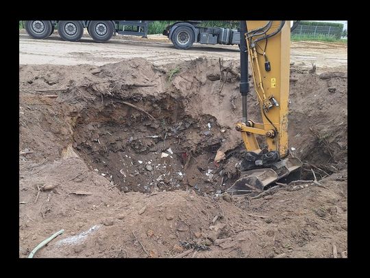 Nielegalne składowisko odpadów. Jest ciąg dalszy