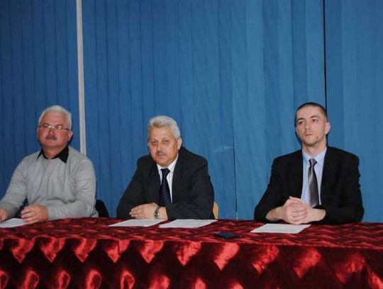 Nieprzejrzyste grunty i polityczny opór burmistrza