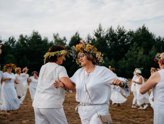 Noc Świętojańska nad stawem