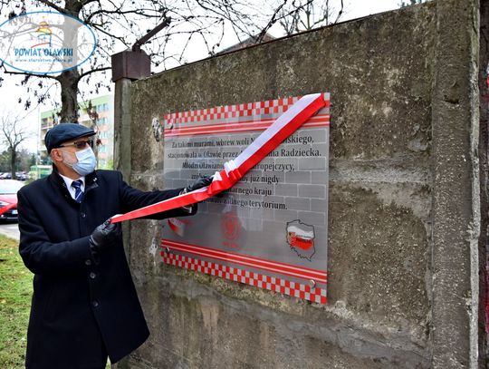 Nowa tablica z okazji rocznicy 