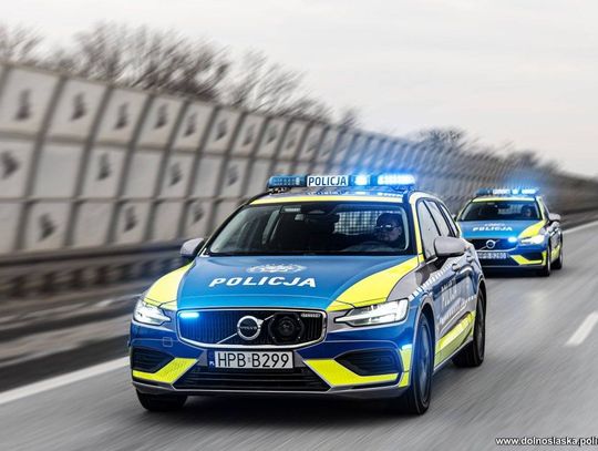 Nowe Volvo V60 w oławskiej Policji