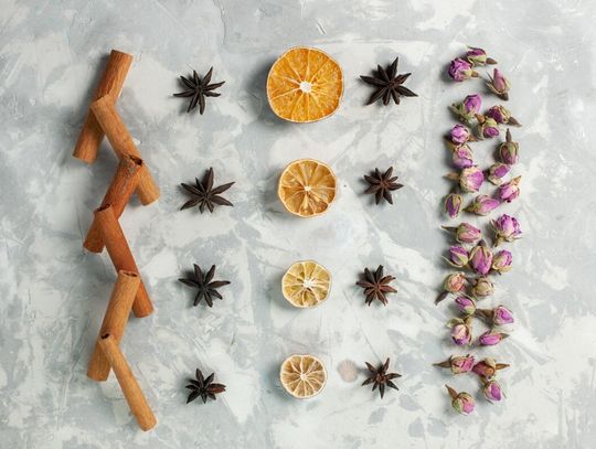 Nowoczesne sposoby na świeży zapach w domu – sprawdź, co wybrać