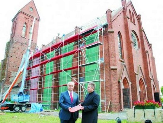 Nowy dach na kościele