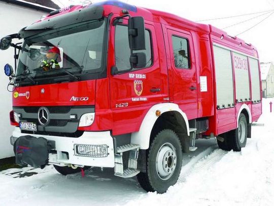 Nowy samochód i remiza