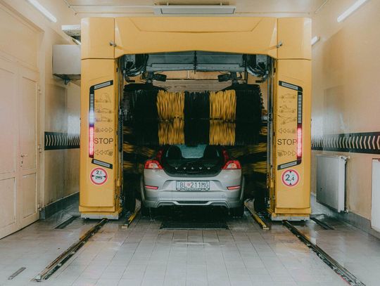 Odbiór techniczny myjni kół – co sprawdzić przed rozpoczęciem eksploatacji?