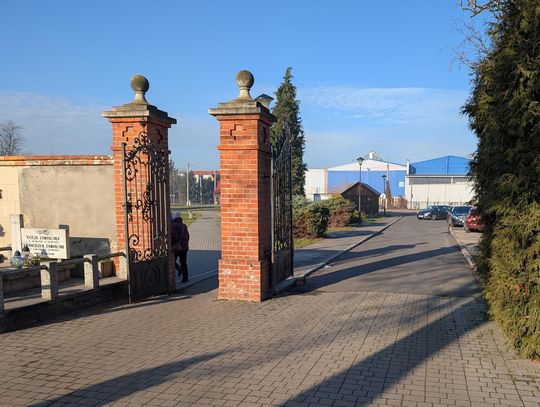 OŁAWA Ile naprawdę będą kosztowały miejskie cmentarze