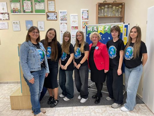 Uczennicy LO nr 1 w Oławie biorące udział w projekcie Climate Detectives