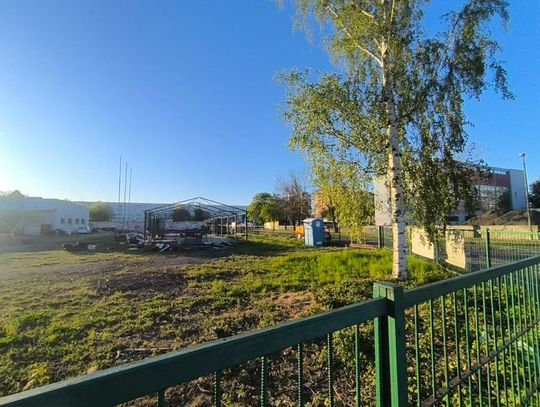 OŁAWA Tu budują kolejny market znanej sieci