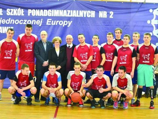 Oławskie "Wilki" lepsze od Długołęki