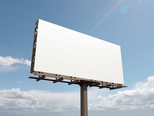 Optymalizacja widoczności: Jak dobrać lokalizację dla konstrukcji reklamowej?