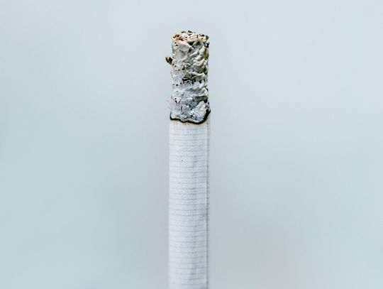 Palimy papierosy na potęgę. Najczęściej palą... gospodynie domowe