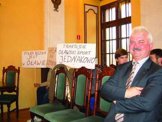 Piłka ręczna i polityka