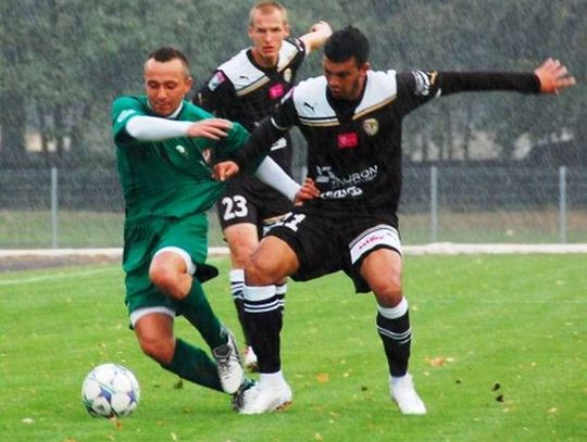 Po boisku nie spaceruję…