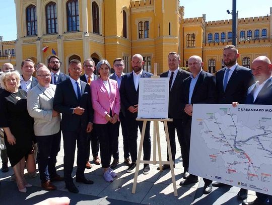 Po Wrocławiu można już jeździć pociągiem z biletem miejskim