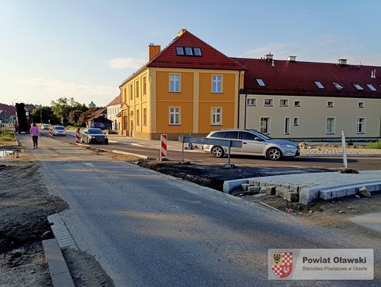 Pojazdy mogą już poruszać się częścią nowego ronda